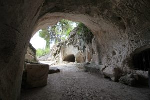 גן לאומי בית שערים – מערות ומורשת במסלול נגיש